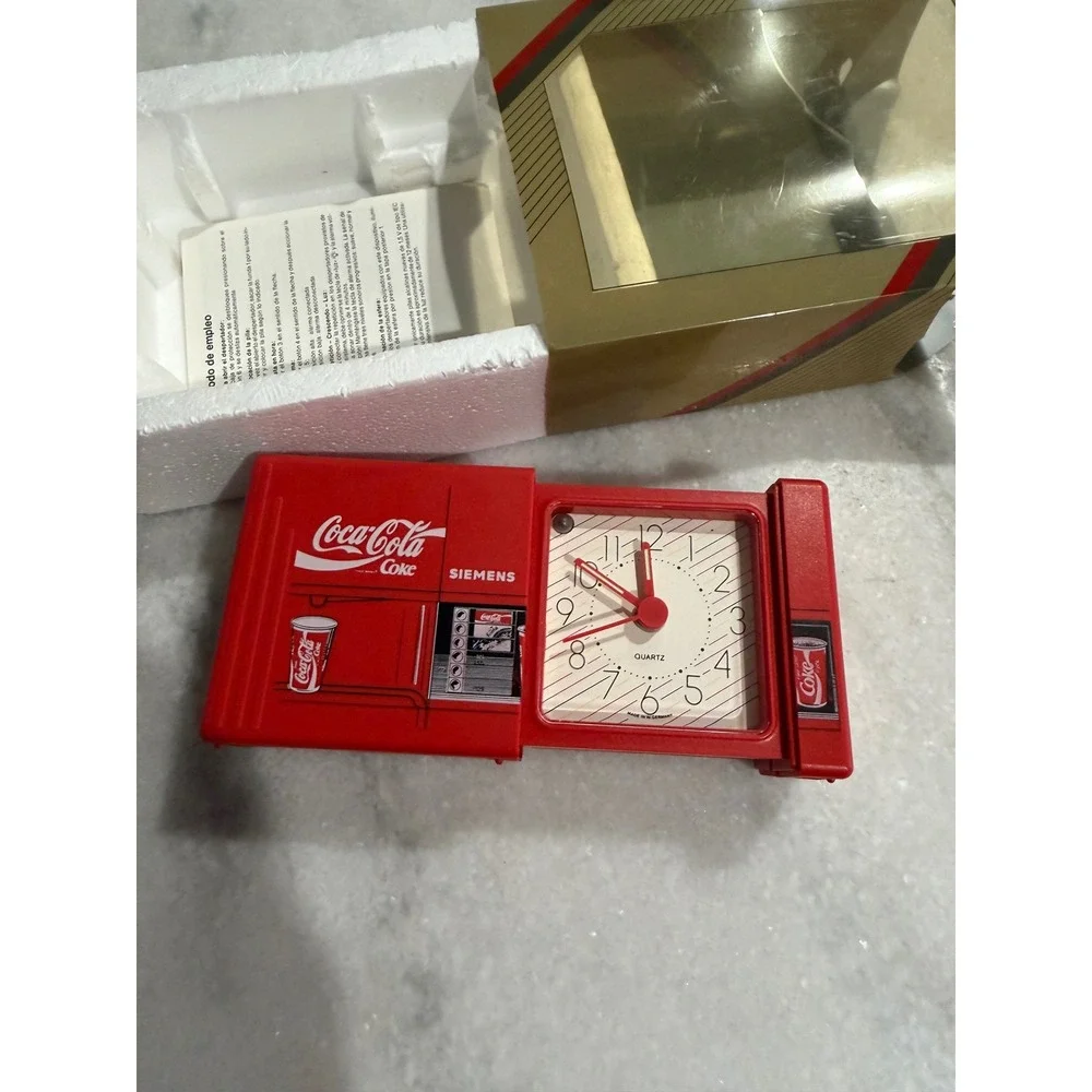 Vintage Coca-Cola Siemens Quartz Travel Alarm Clock Red Made in Germany Boxed